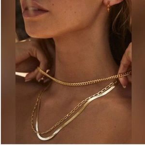 House of Harlow 1960 Gold Tone Layered Necklace 14"
+ 4" Extender NIB